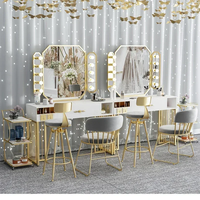 Beauty Makeup Training - Studio foto meja rias rock untuk