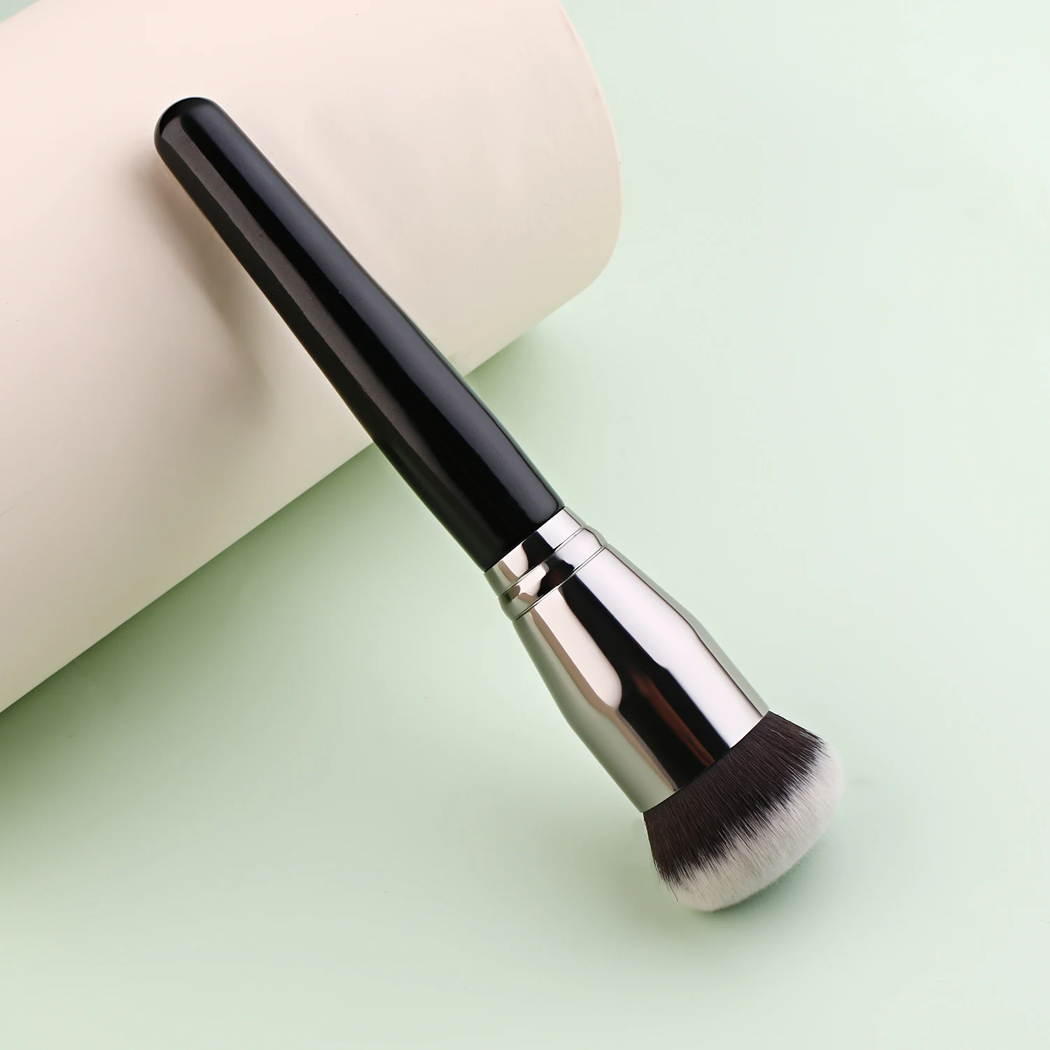 Kuas Makeup Foundation Hitam,  - Beauty Queen Makeup ulasan dan harga