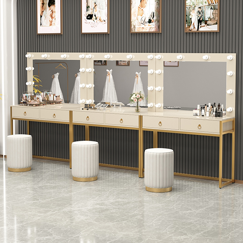 Meja rias dengan lampu dan cer - Beauty Makeup Bridal ulasan dan harga